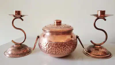 Chandeliers et pot en cuivre Copper candlesticks and covered pot, View more