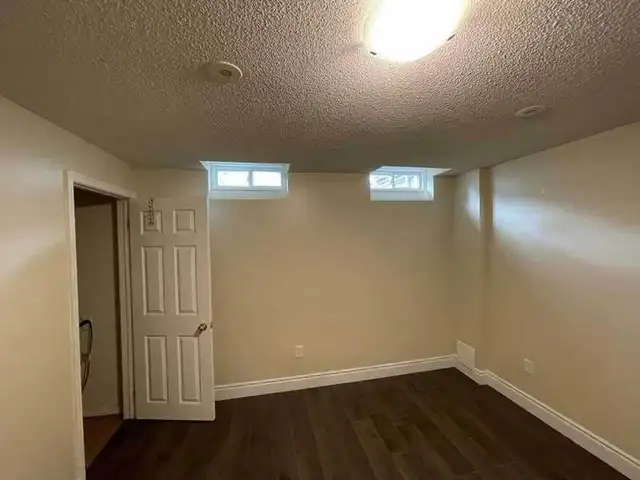 Walkout Basement Near Warden Station – 30 Min to Downtown! in Long Term Rentals in City of Toronto - Image 7