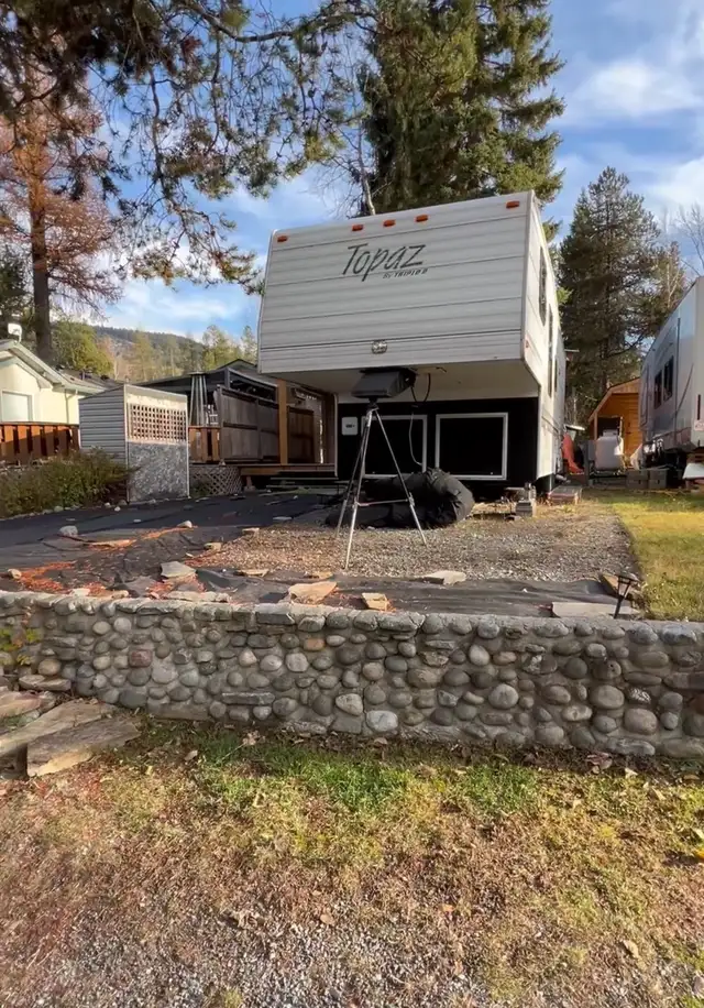PERMANENT RV PROPERTY FOR SALE AT MOYIE LAKE BC in Houses for Sale in Cranbrook - Image 2