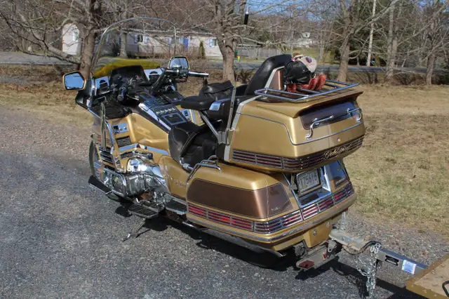 1991 Goldwing 1500 SE in Touring in Annapolis Valley - Image 4