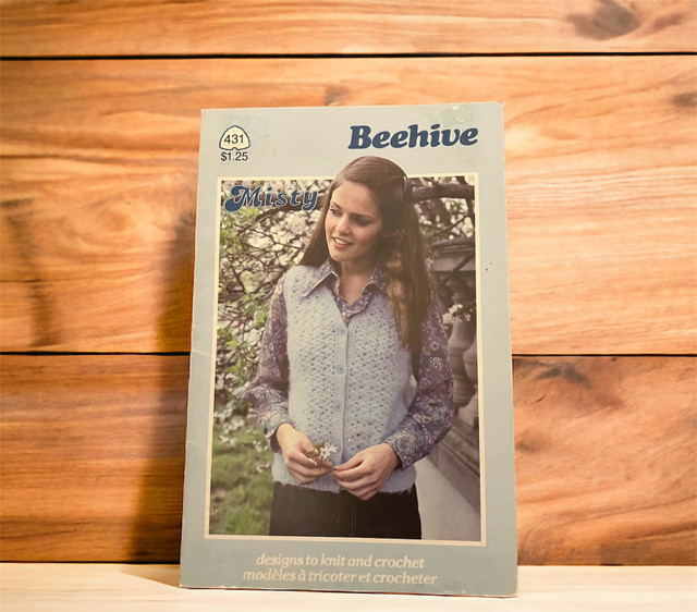 Vintage Patons & Beehive Pattern Books X 3 in Hobbies & Crafts in Winnipeg - Image 2