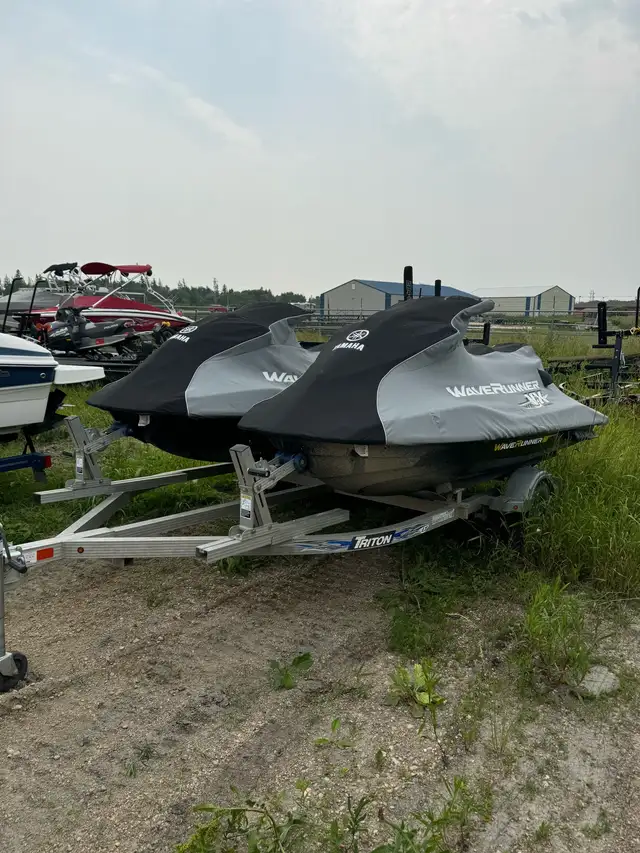 Immaculate Waverunners for sale!  in Personal Watercraft in Winnipeg - Image 2