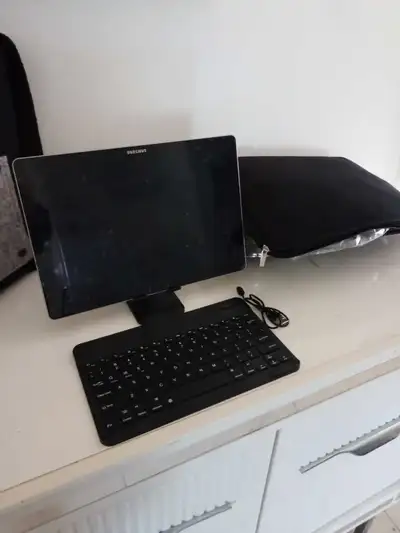 tablette Samsung TabPro S, 12" 128GB, View more