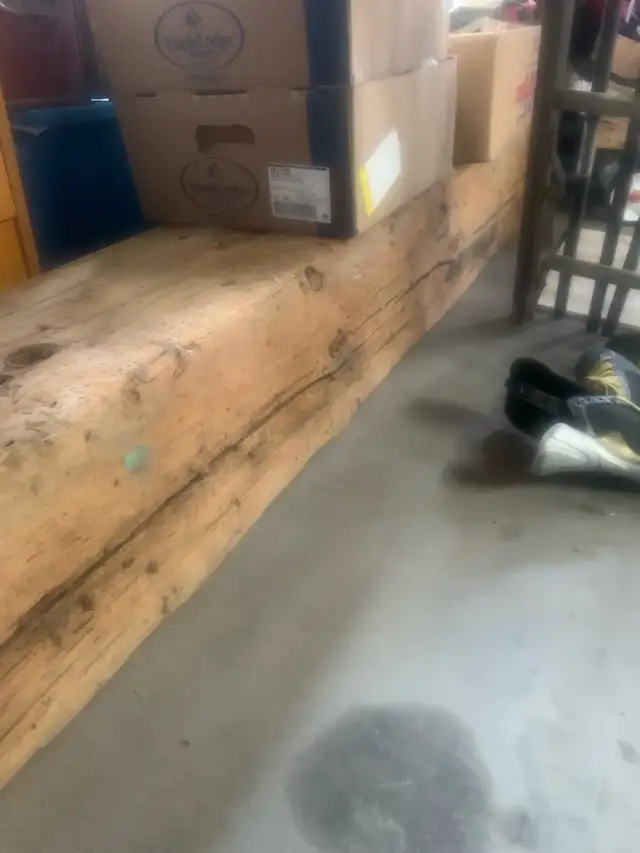 Barn beam in Other in Mississauga / Peel Region - Image 3
