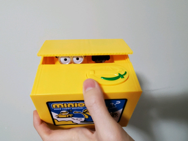 Minion Despicable Me Electronic Coin Bank Savings Toy in Toys & Games in Markham / York Region - Image 4