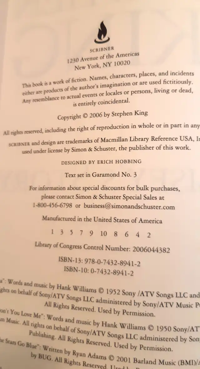 Stephen King - Lisey's Story Hardcover Book in Fiction in Hamilton - Image 4