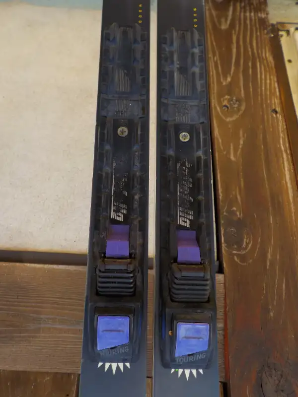 2 pairs of Cross country skis in Ski in Gatineau - Image 8