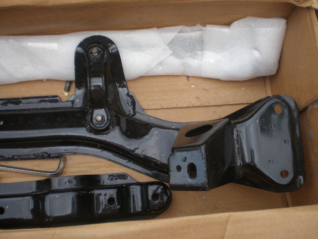 1969-1978 DATSUN  Z  CARS V-8 SWAP KIT FOR SALE. in Other Parts & Accessories in Leamington - Image 4