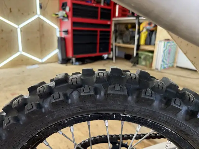 2019 Kawasaki KX450 in Dirt Bikes & Motocross in Medicine Hat - Image 6