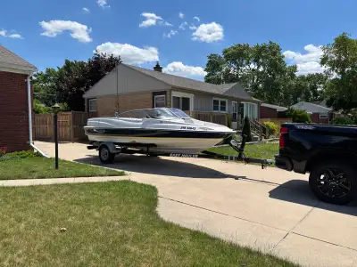 2005 Regal 1800 bow rider 4.3L Volvo 205 hours Very nice interior Fresh tune up with new spark plugs...