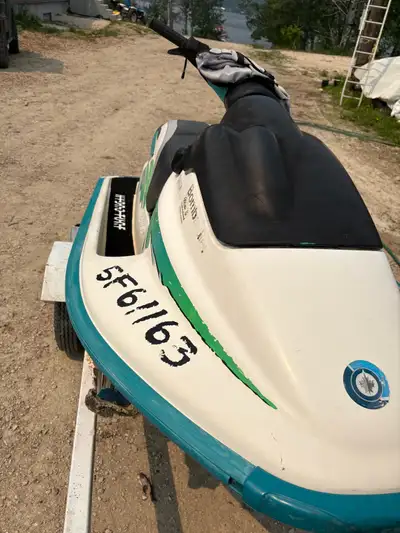 Seadoo spx657 cc- runs great- can be test run with deposit-- keyed ignition- new battery- ride plate...