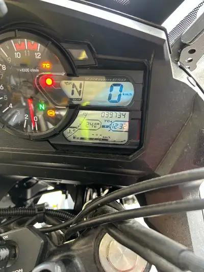 Selling my 2017 Suzuki vstrom loaded lots of added extras low KLMs( 40,000 KLMs )24,854 miles) just...