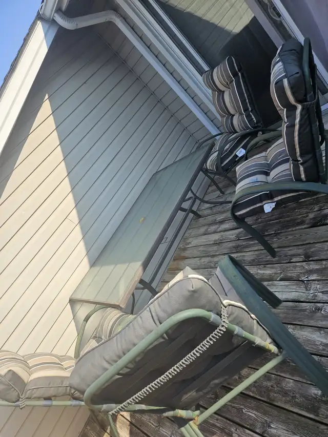 Garden/Outdoor chair set for sale in Patio & Garden Furniture in Windsor Region - Image 2