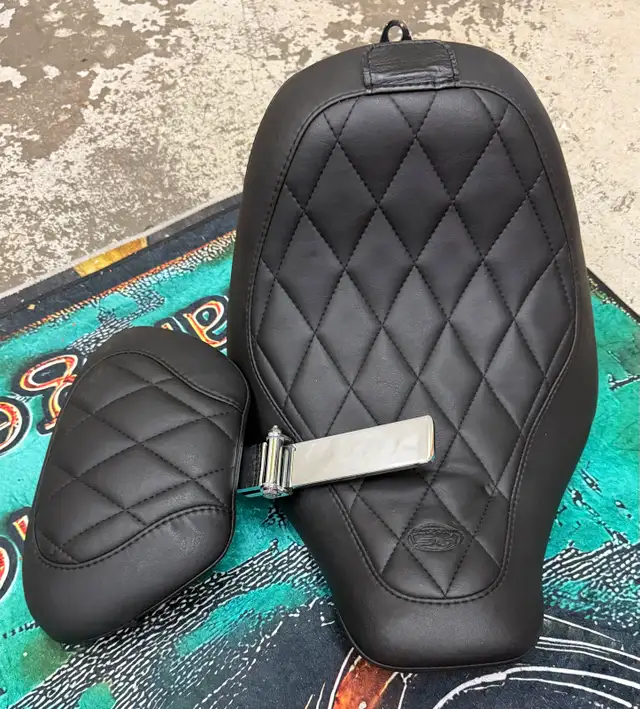 HD Parts: 2022 - From A Harley Davidson Street Bob / Softails in Street, Cruisers & Choppers in Oshawa / Durham Region - Image 4