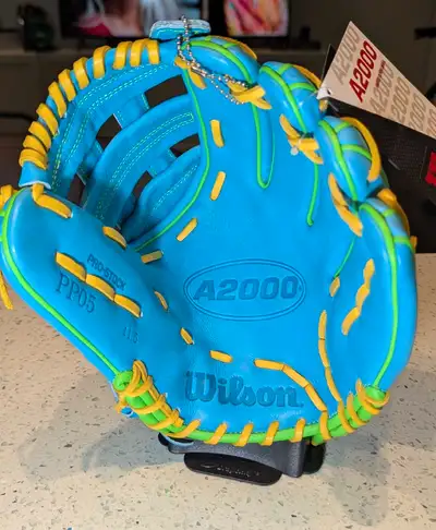 NEW Wilson A2000 PP05 RHT 11.5", View more