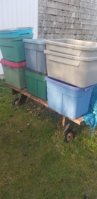 9 storage containers/totes