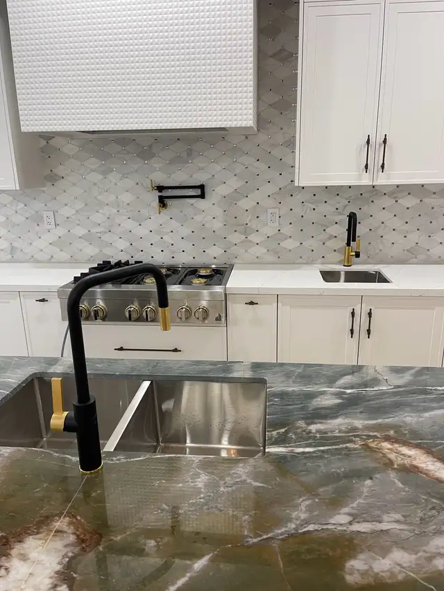 **LICENSED MASTER PLUMBER** 6473080040 in Plumbing in Markham / York Region - Image 7