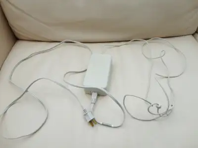 Hewlett Packard C4557-60004 Power Adapter Output 18V 1.7A, View more
