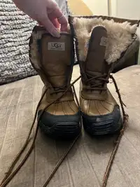 Uggs waterproof winter boots. Size 6