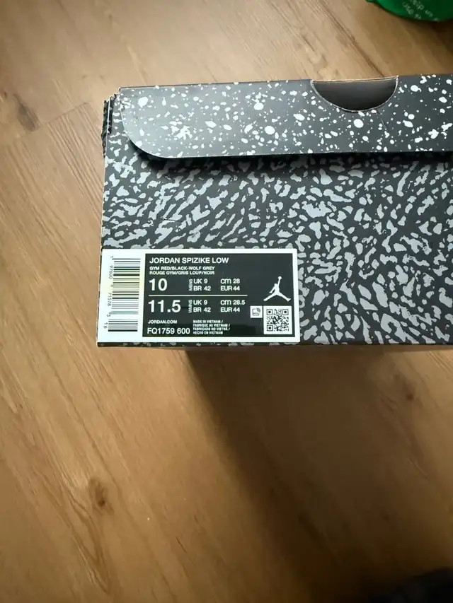 Jordan Spizike Low in Men's Shoes in Markham / York Region - Image 4