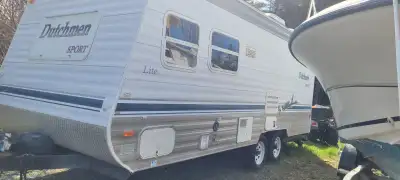 24 foot. Furnace, stove, A/C etc all works. 4 new tires. Asking $6500 ono