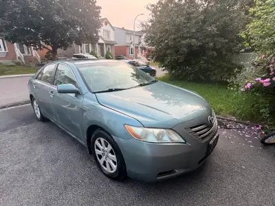 2009 Toyota Camry Hybrid – 250,000 km – $3800 Selling my 2009 Toyota Camry Hybrid. ✅ 250,000 km ✅ En...