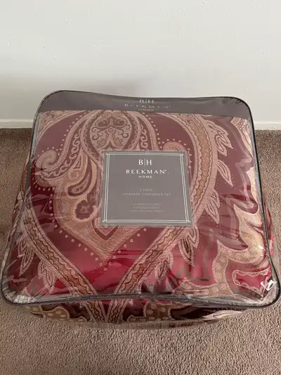 BH 3 Piece Jacquard Comforter Set Queen Size Red Wedding Style, View more