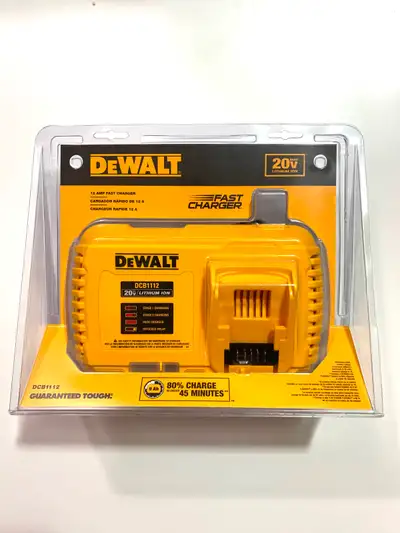 MODEL DCB1112 DEWALT FAN COOLED FAST 12 AMP CHARGERhyj in. CHARGE ALL 20V AND 60V FLEXVOLT BATTERIES...