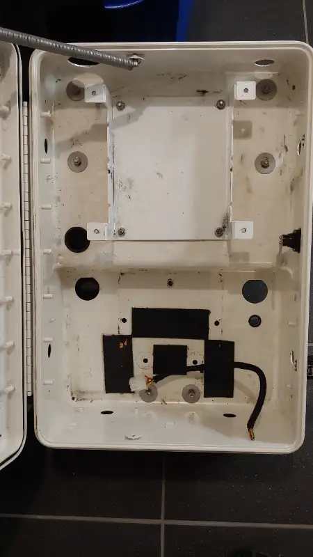 Police Motorcycle Radio Box in Other in Norfolk County - Image 4