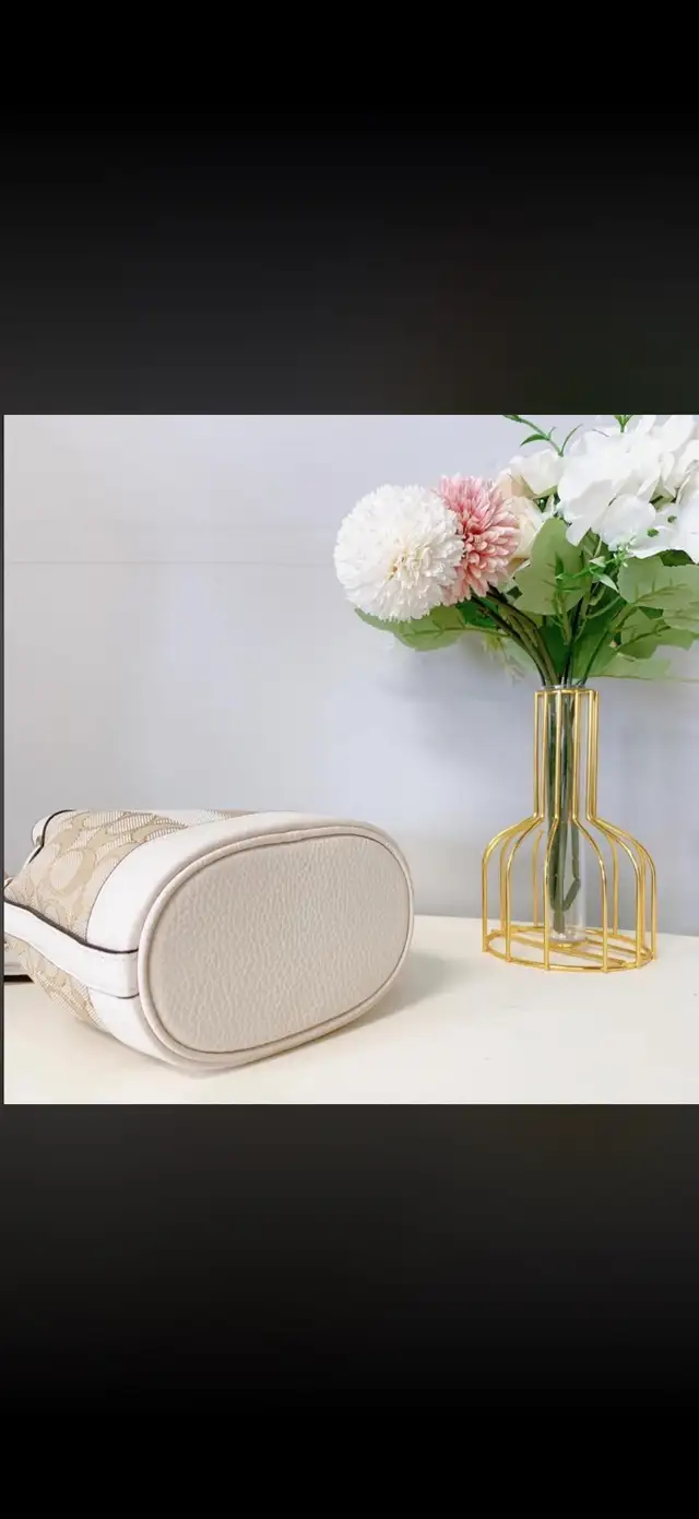 Authentic Coach Mini Dempsey Bag in Women's - Bags & Wallets in Kitchener / Waterloo - Image 4