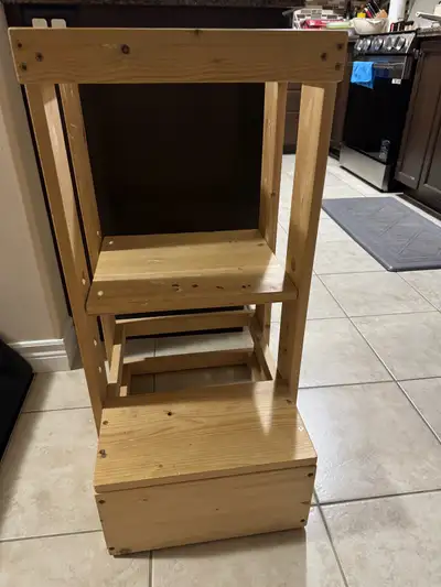 Solid wooden Learning Tower (Kitchen Helper) in good used condition. Perfect for toddlers and young...
