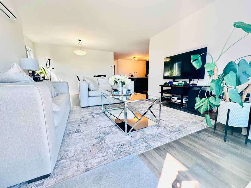 Spacious 3-Bedroom Corner Unit–5 Appliances, Aylmer-5 Min Ottawa 4