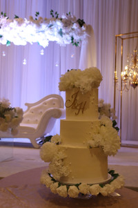 Engagement | Bridal | Wedding | Custom Cakes-delivery available