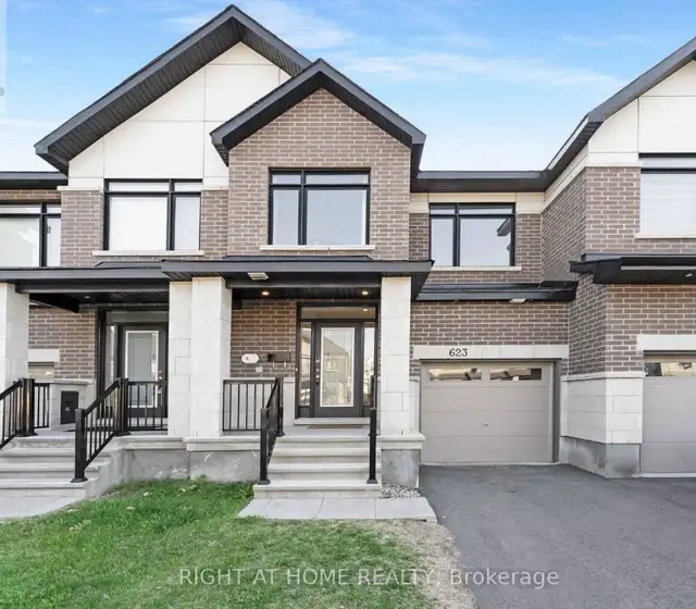 Ottawa rental on transit line