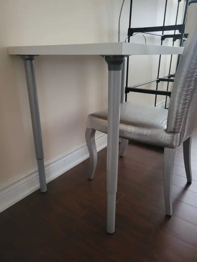 IKEA Table with adjustable height legs in Desks in City of Toronto - Image 4