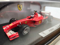 F1 Ferrari F2001 Rubens Barrichello #2 1:43 Diecast Hot Wheels