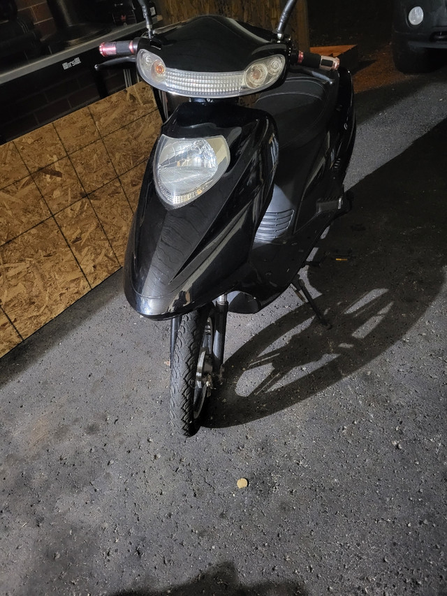 Tao tao scooter  in Scooters & Pocket Bikes in Oshawa / Durham Region