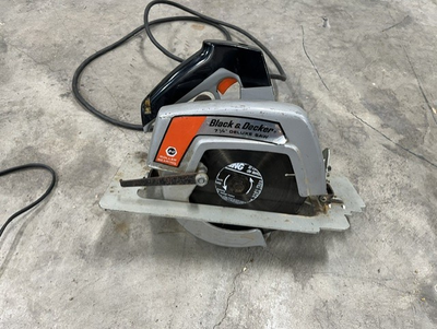 Black and Decker circular saw. Electric plug in.