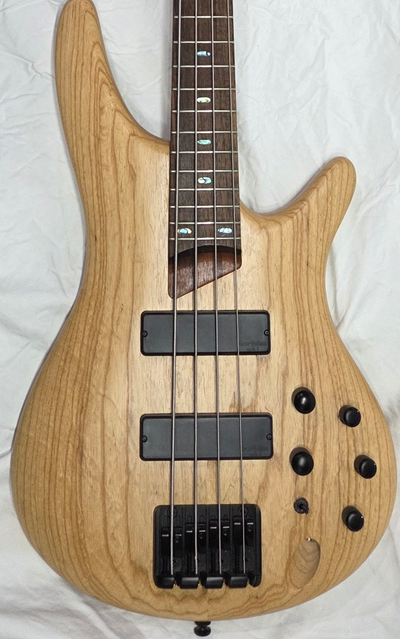 Ibanez SR600 Bass, View more