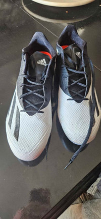 Size 14 football cleats 
