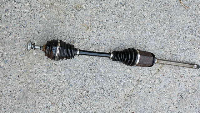 BMW CV axle in Transmission & Drivetrain in Oakville / Halton Region - Image 4