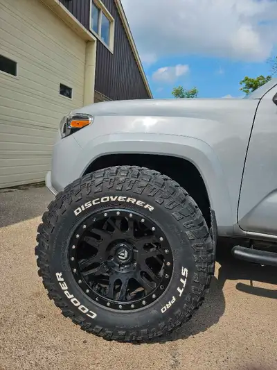 I have this beautiful set of 4 rims and tires 18 inch rims, bolt pattern 6x139.7 tire size 35, lots...