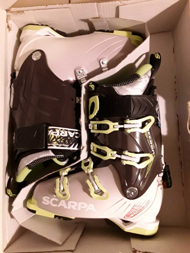 Bnib scarpa freedom ski boot size 25.5 in Ski in Calgary