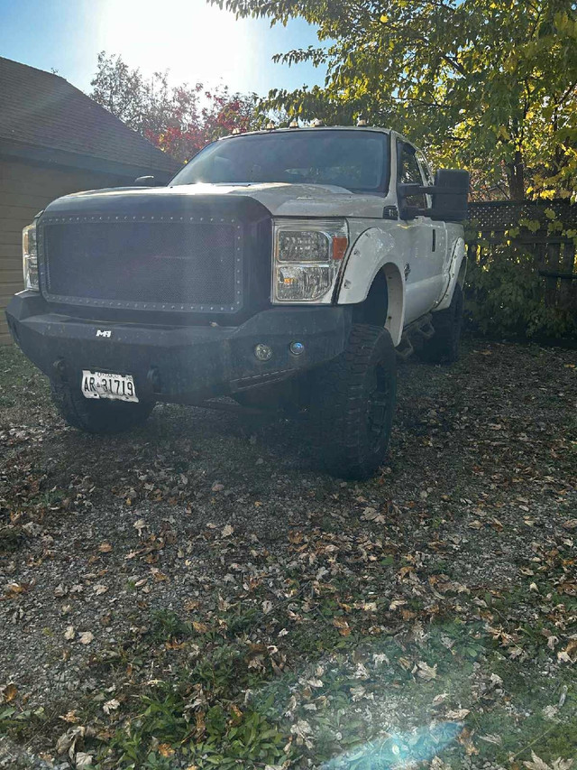 2011 ford f250 in Cars & Trucks in St. Catharines - Image 3