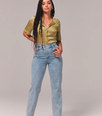 Abercrombie 90s Straight High Rise Jeans Curve Love 31 XLong
