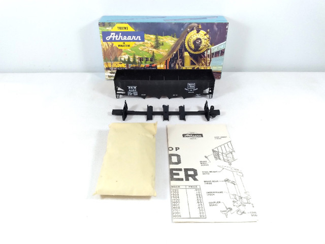 HO Train Athearn B&M 40' Hopper Kit #8357 - Unassembled in Hobbies & Crafts in Moncton