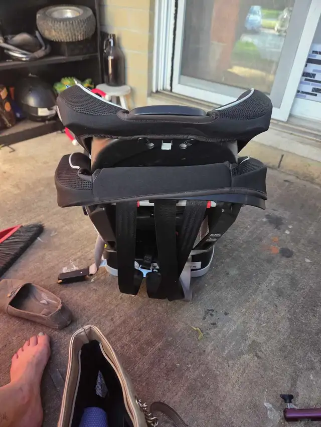 Graco 4Ever Car Seat in Strollers, Carriers & Car Seats in Brantford - Image 5