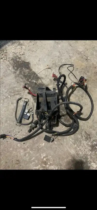 Hello, I am selling a Polaris Indy/XLT/XCR Electric Start Wiring Harness with ignition switch, volta...