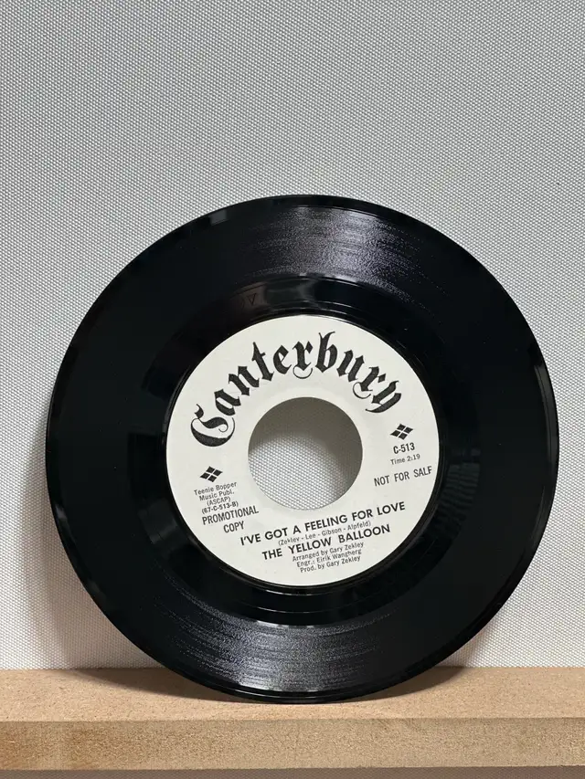 The Yellow Balloon Good Feelin' Time 7 inch Vinyl | CDs, DVDs & Blu-ray ...