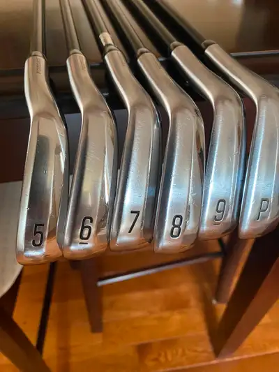 Golf Clubs, Voir plus